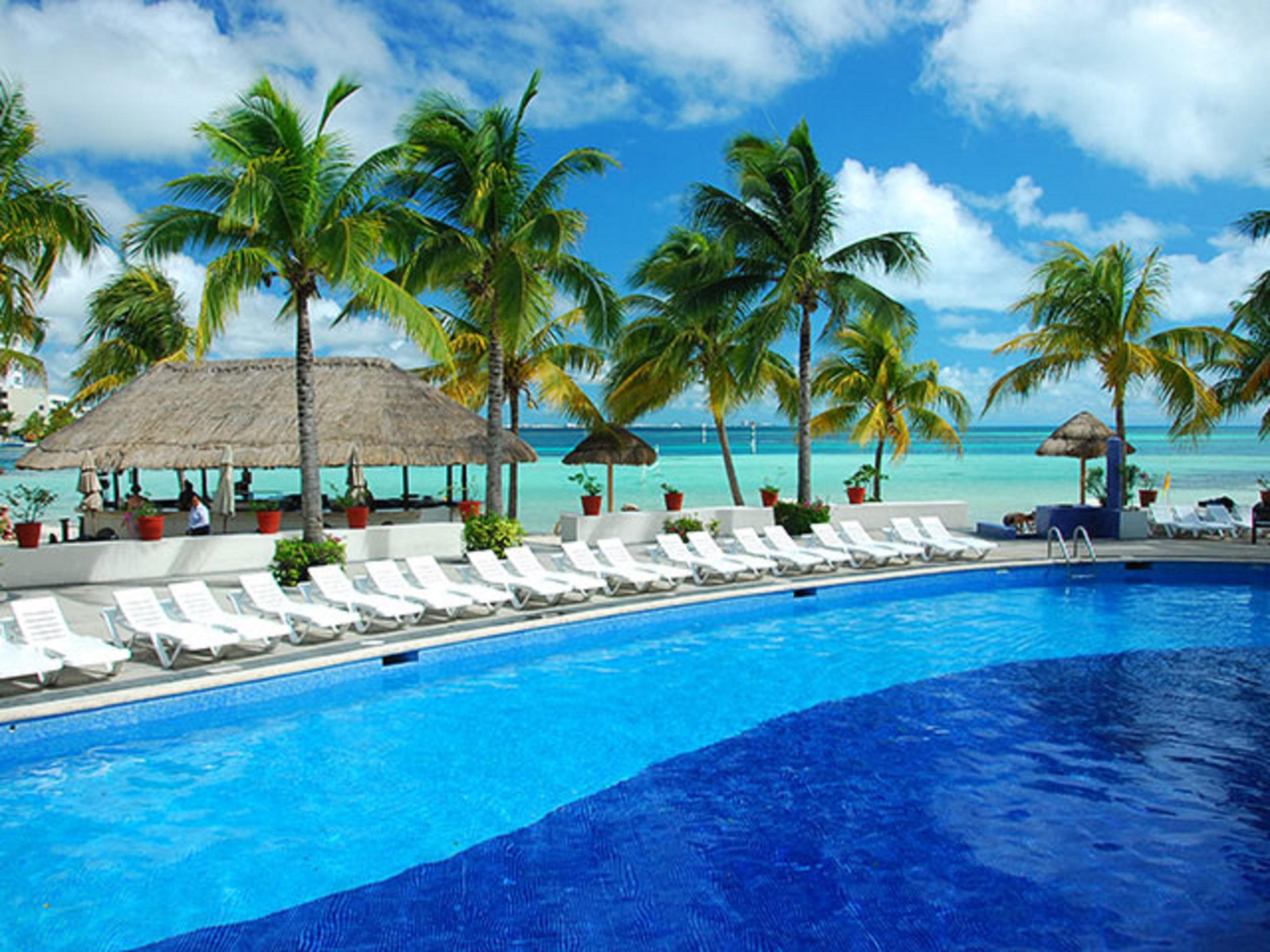 Oasis Palm Hotel Cancún Buitenkant foto