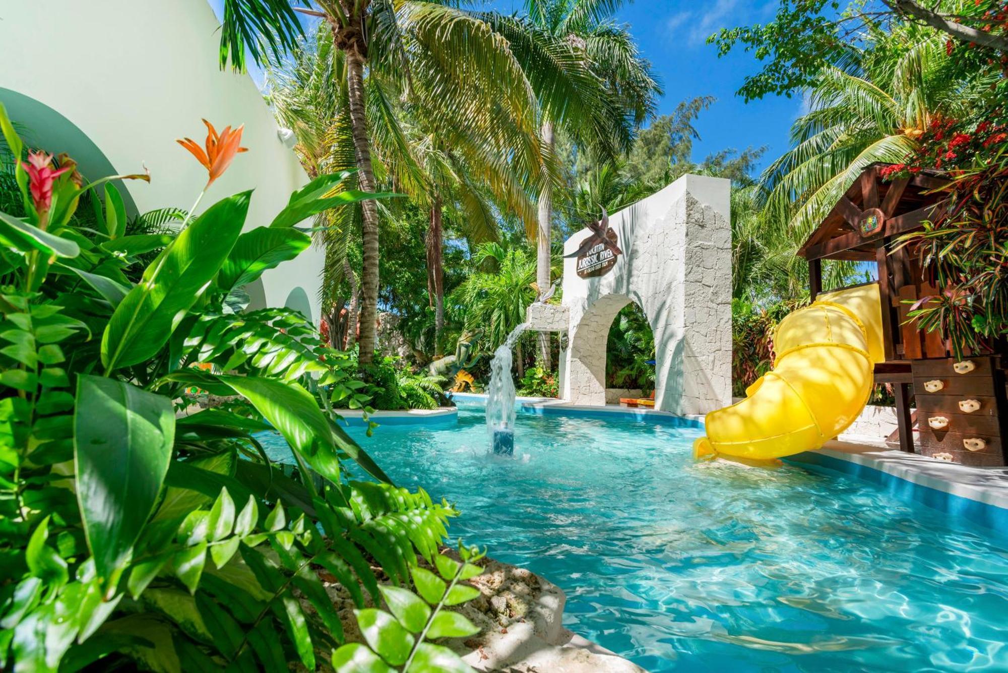 Oasis Palm Hotel Cancún Buitenkant foto